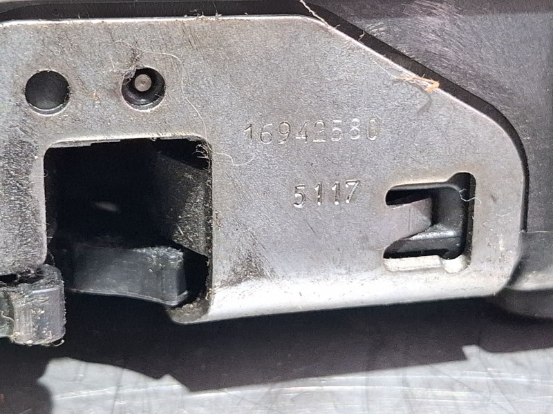 Recambio de cerradura puerta delantera izquierda para citroën ds3 hdi blue referencia OEM IAM 16942580  