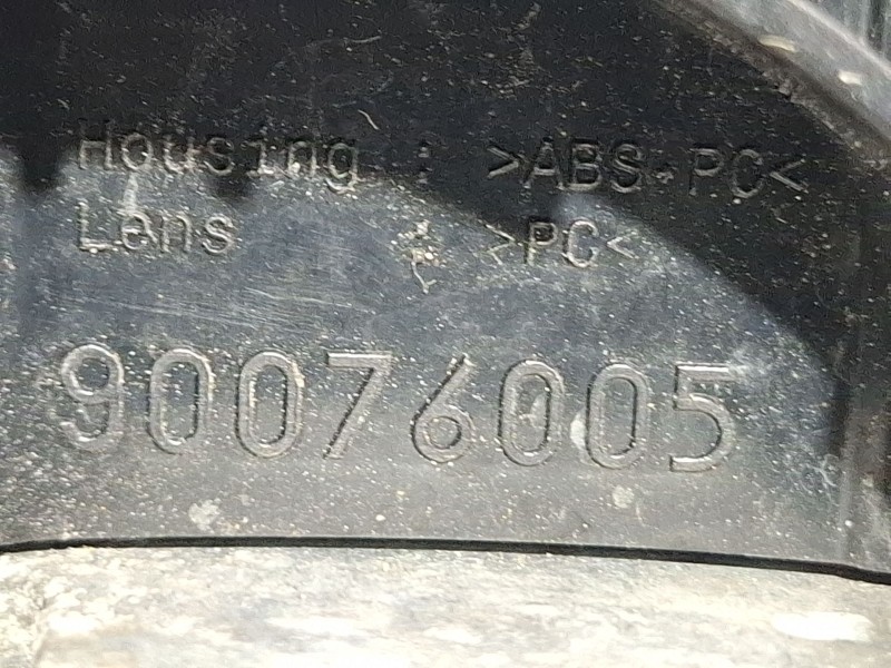 Recambio de faro antiniebla delantero derecho para citroën ds3 hdi blue referencia OEM IAM 9811333380 / 89250311  