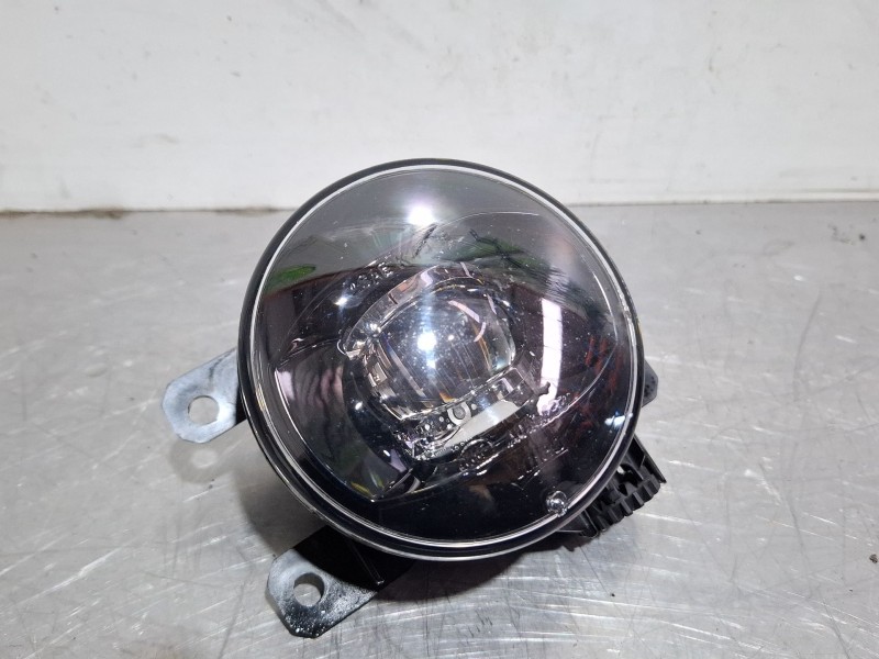 Recambio de faro antiniebla delantero izquierdo para citroën ds3 hdi blue referencia OEM IAM 9811333380 / 89250311  