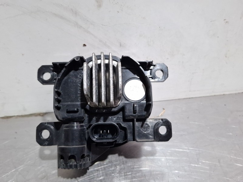 Recambio de faro antiniebla delantero izquierdo para citroën ds3 hdi blue referencia OEM IAM 9811333380 / 89250311  