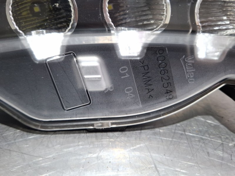 Recambio de piloto delantero derecho para citroën ds3 hdi blue referencia OEM IAM 89207201  