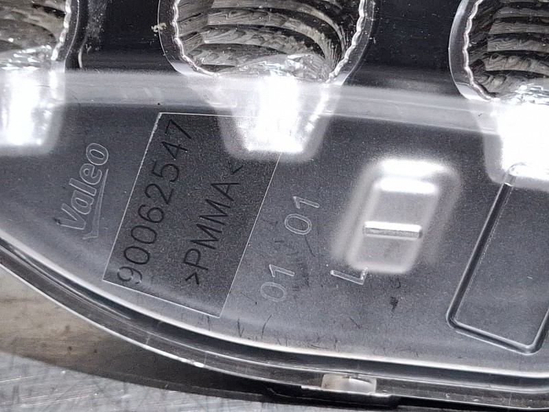 Recambio de piloto delantero izquierdo para citroën ds3 hdi blue referencia OEM IAM 89207211  