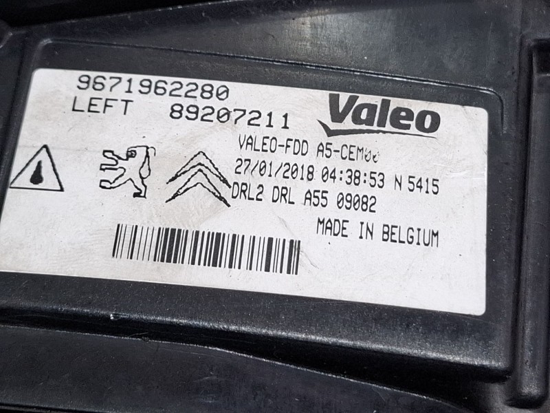 Recambio de piloto delantero izquierdo para citroën ds3 hdi blue referencia OEM IAM 89207211  