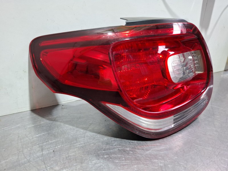 Recambio de piloto trasero izquierdo para citroën ds3 hdi blue referencia OEM IAM   