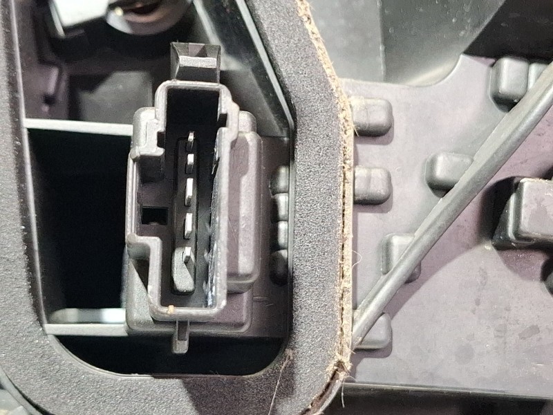 Recambio de piloto trasero izquierdo para citroën ds3 hdi blue referencia OEM IAM   