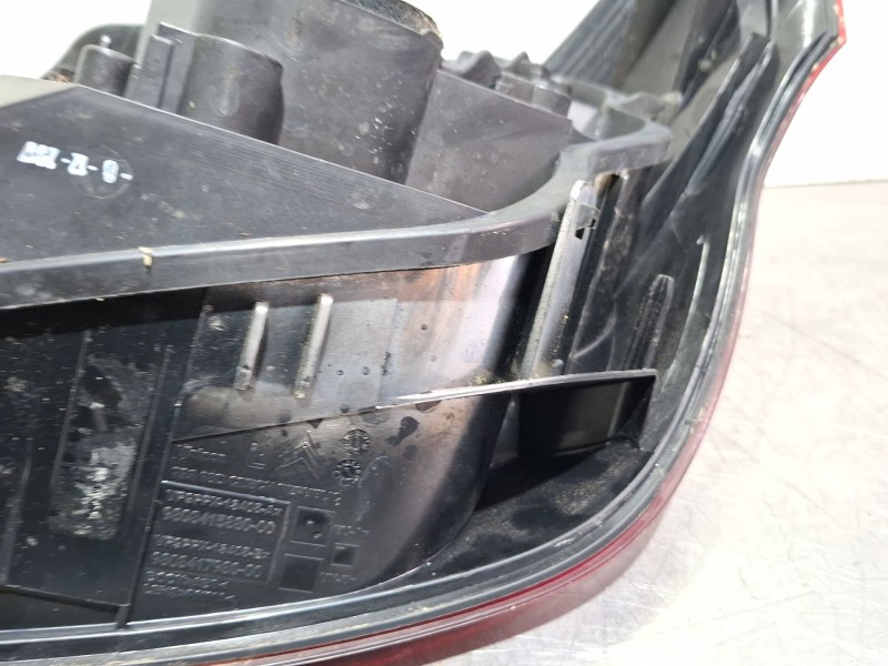 Recambio de piloto trasero izquierdo para citroën ds3 hdi blue referencia OEM IAM   