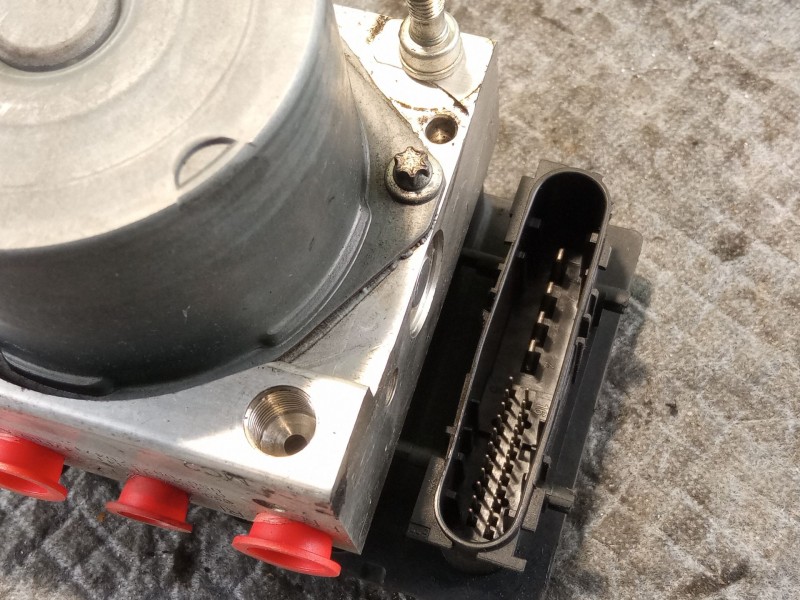 Recambio de modulo abs para nissan micra referencia OEM IAM 0265231341  