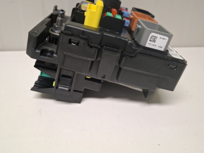 Recambio de centralita bsm para citroën ds3 hdi blue referencia OEM IAM 9667199680  