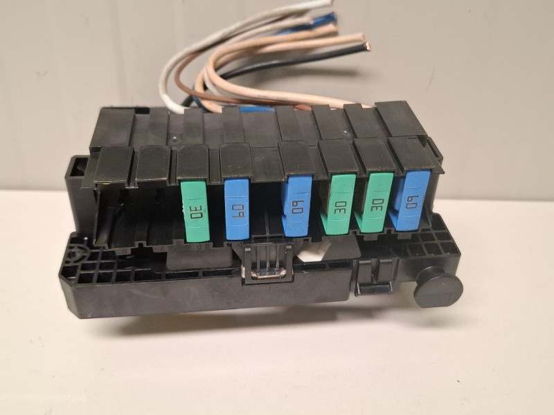 Recambio de centralita bsm para citroën ds3 hdi blue referencia OEM IAM 9667199680  