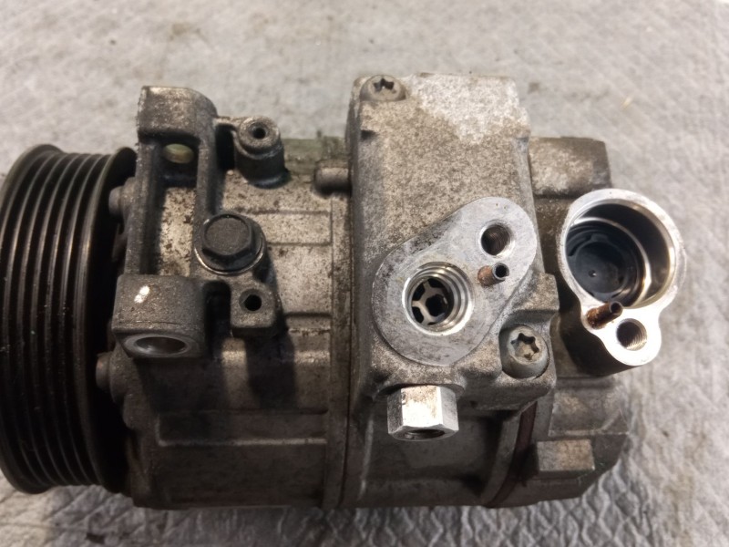 Recambio de compresor aire acondicionado para mercedes benz c220 referencia OEM IAM A0022305011  