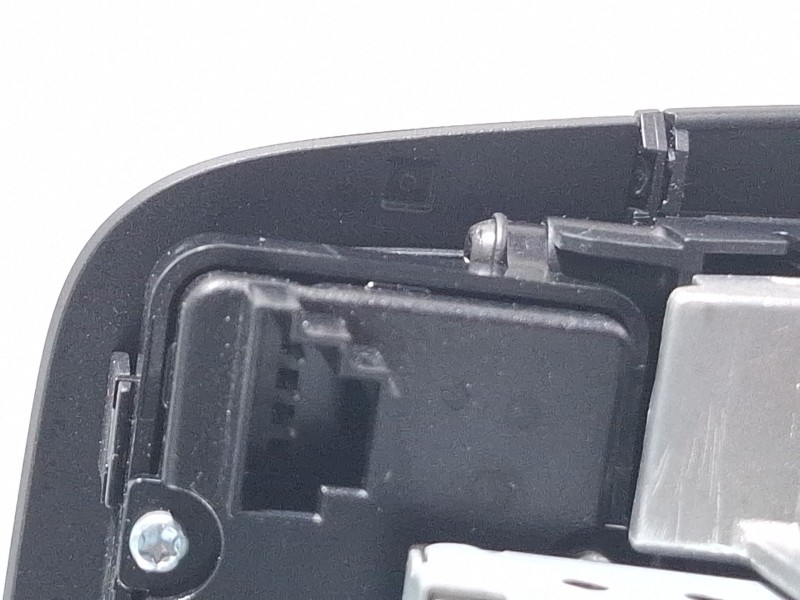 Recambio de sistema audio / radio cd para mercedes-benz cla 200 d referencia OEM IAM A2469007818  