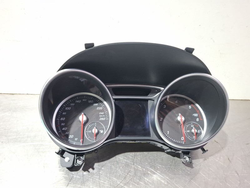 Recambio de cuenta kilometros para mercedes-benz cla 200 d referencia OEM IAM A1179009901 / 0263697149  