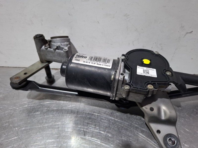 Recambio de motor limpiaparabrisas delantero para mercedes-benz cla 200 d referencia OEM IAM A1769061800  