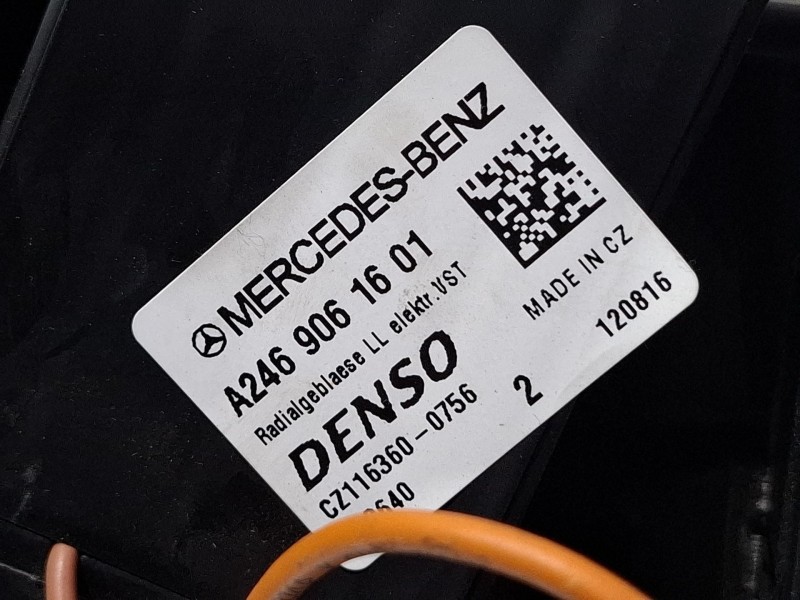 Recambio de ventilador calefaccion para mercedes-benz cla 200 d referencia OEM IAM A2469061601 / A2229060303 / F011500131  
