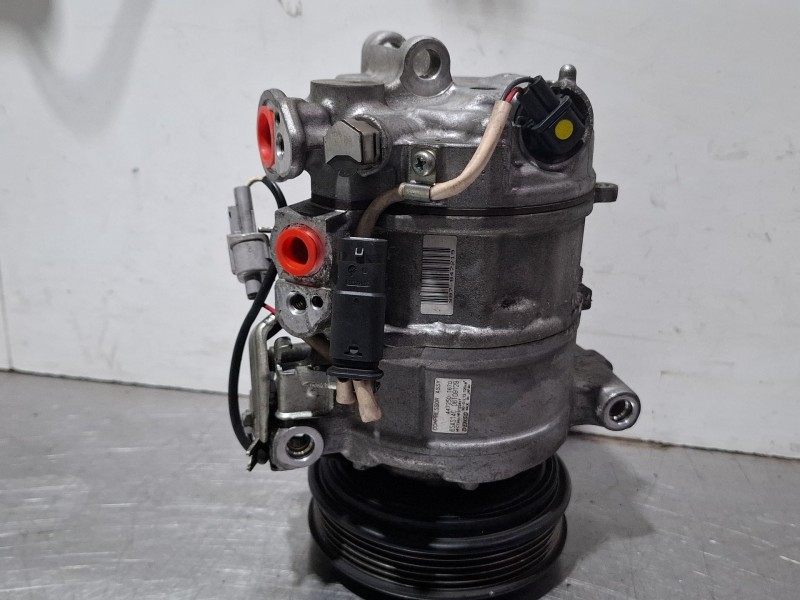Recambio de compresor aire acondicionado para mercedes-benz cla 200 d referencia OEM IAM 4472501670  