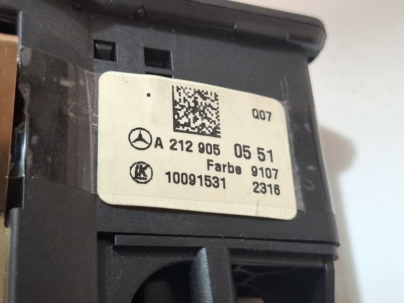 Recambio de llave luces para mercedes-benz cla 200 d referencia OEM IAM A2129050551 10091531  