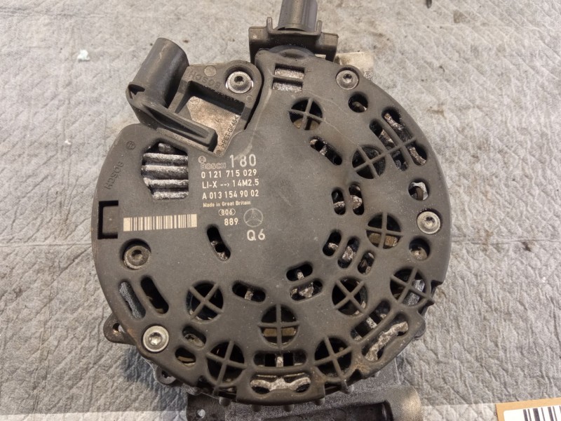 Recambio de alternador para mercedes benz c220 referencia OEM IAM A01315490020121715029  