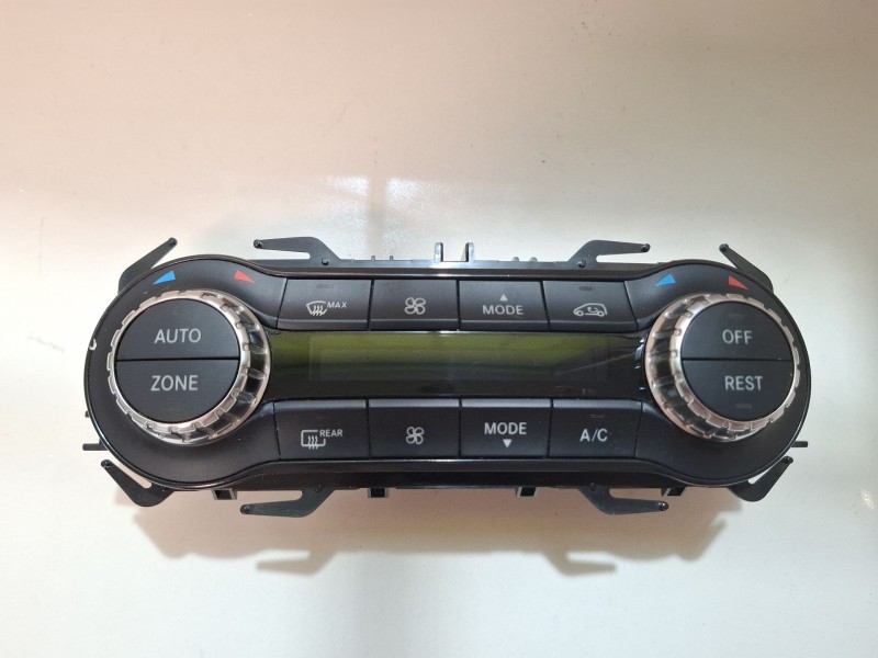 Recambio de mando climatizador para mercedes-benz cla 200 d referencia OEM IAM A2469008415 / A2469010805  