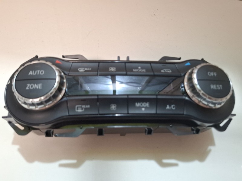 Recambio de mando climatizador para mercedes-benz cla 200 d referencia OEM IAM A2469008415 / A2469010805  