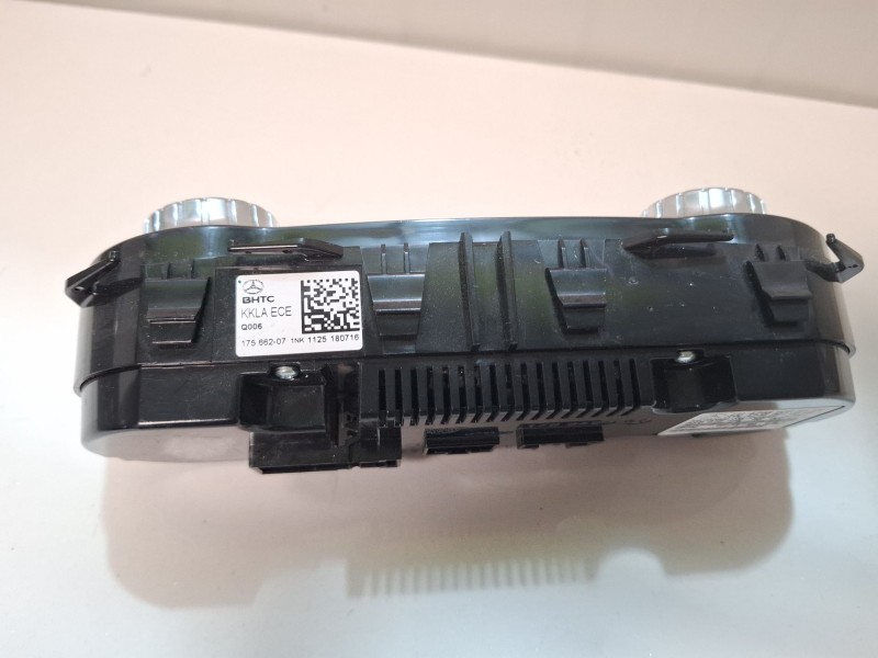 Recambio de mando climatizador para mercedes-benz cla 200 d referencia OEM IAM A2469008415 / A2469010805  