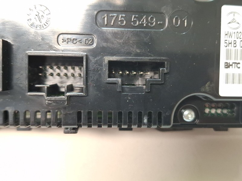 Recambio de mando climatizador para mercedes-benz cla 200 d referencia OEM IAM A2469008415 / A2469010805  