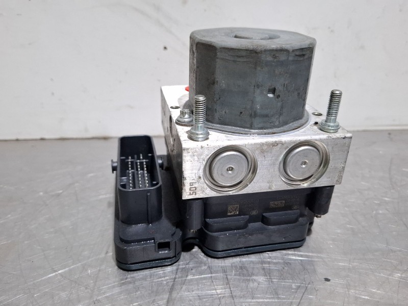 Recambio de modulo abs para mercedes-benz cla 200 d referencia OEM IAM A0004311500  