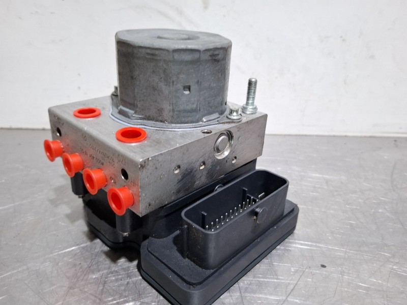 Recambio de modulo abs para mercedes-benz cla 200 d referencia OEM IAM A0004311500  
