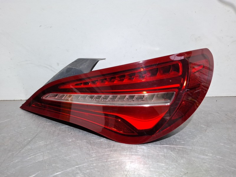 Recambio de piloto trasero derecho para mercedes-benz cla 200 d referencia OEM IAM A1179063800  