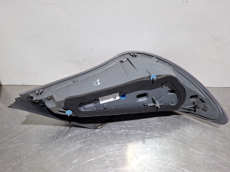 Recambio de piloto trasero derecho para mercedes-benz cla 200 d referencia OEM IAM A1179063800  