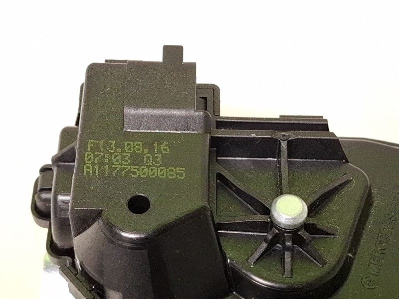 Recambio de cerradura maletero / porton para mercedes-benz cla 200 d referencia OEM IAM A1177500085  