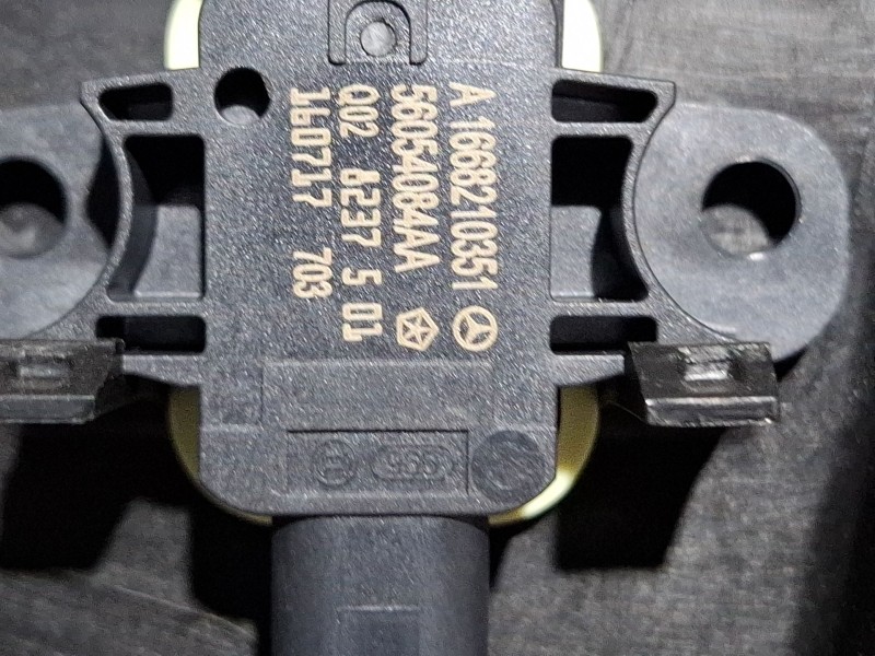 Recambio de elevalunas delantero derecho para mercedes-benz cla 200 d referencia OEM IAM A1175400705  