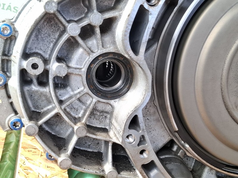 Recambio de caja cambios completa para mercedes-benz cla 200 d referencia OEM IAM A2463702703  