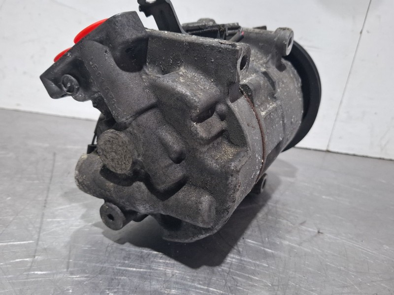 Recambio de compresor aire acondicionado para renault megane referencia OEM IAM 8200939386 / 4471500022 / 6SEL14C  