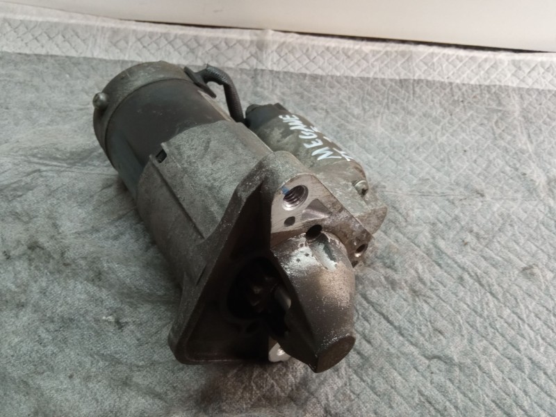 Recambio de motor arranque para renault megane referencia OEM IAM 8200584675  