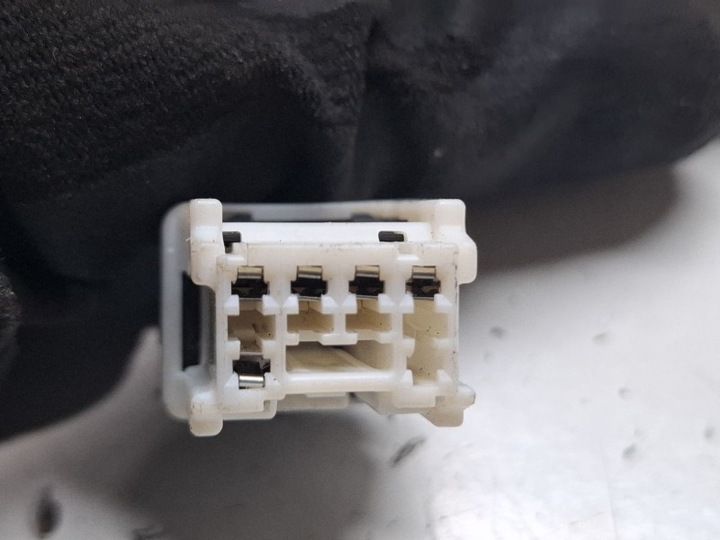 Recambio de piloto trasero izquierdo para nissan note referencia OEM IAM 263300L  