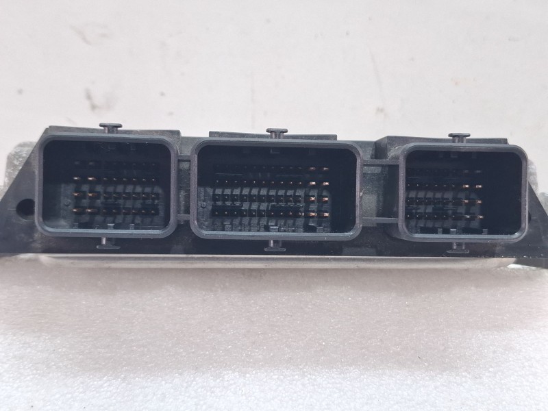 Recambio de centralita motor para citroën c4 referencia OEM IAM 9657489380 / 0261208491  