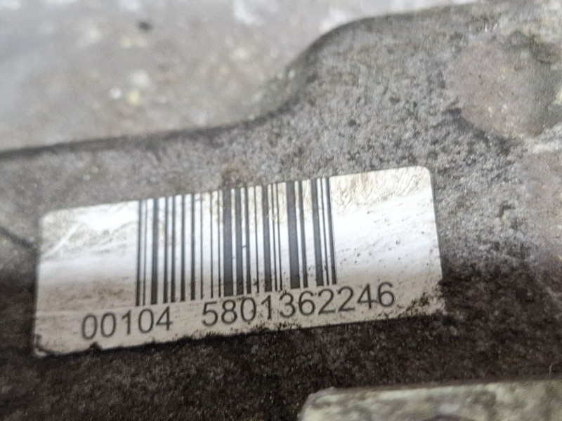 Recambio de compresor aire acondicionado para iveco 35 s18 referencia OEM IAM 2473008220  