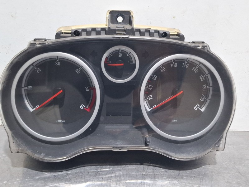 Recambio de cuenta kilometros para opel corsa referencia OEM IAM P0013264273  