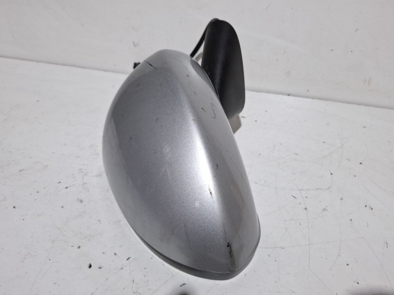 Recambio de espejo retrovisor derecho electrico para opel corsa referencia OEM IAM 468435664  