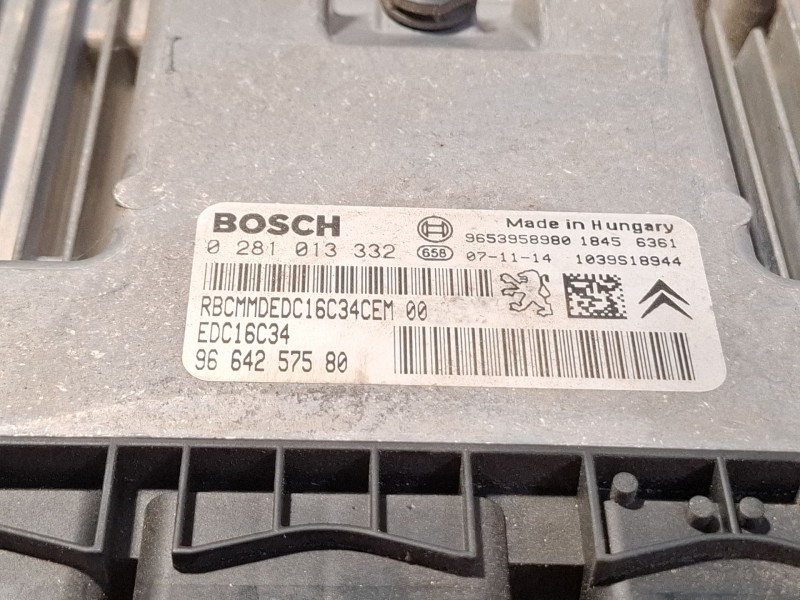 Recambio de centralita motor para peugeot 308 referencia OEM IAM 9664257580 / 0281013332  