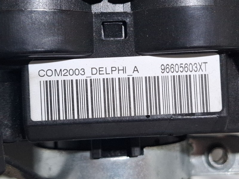 Recambio de com2000 para peugeot 307 referencia OEM IAM 96605603XT  