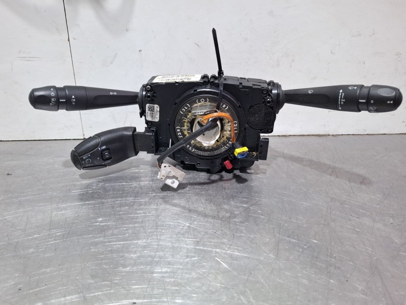 Recambio de mando luces para peugeot 208 referencia OEM IAM 98030394zd  