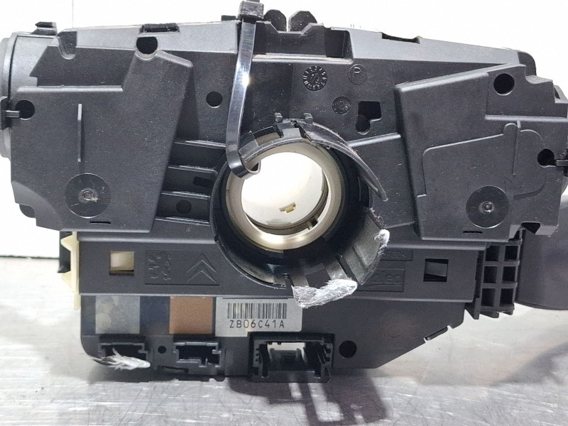 Recambio de mando luces para peugeot 208 referencia OEM IAM 98030394zd  