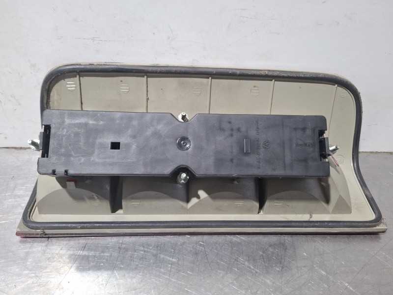 Recambio de piloto trasero derecho para volkswagen lt35 referencia OEM IAM 2d0945257c  