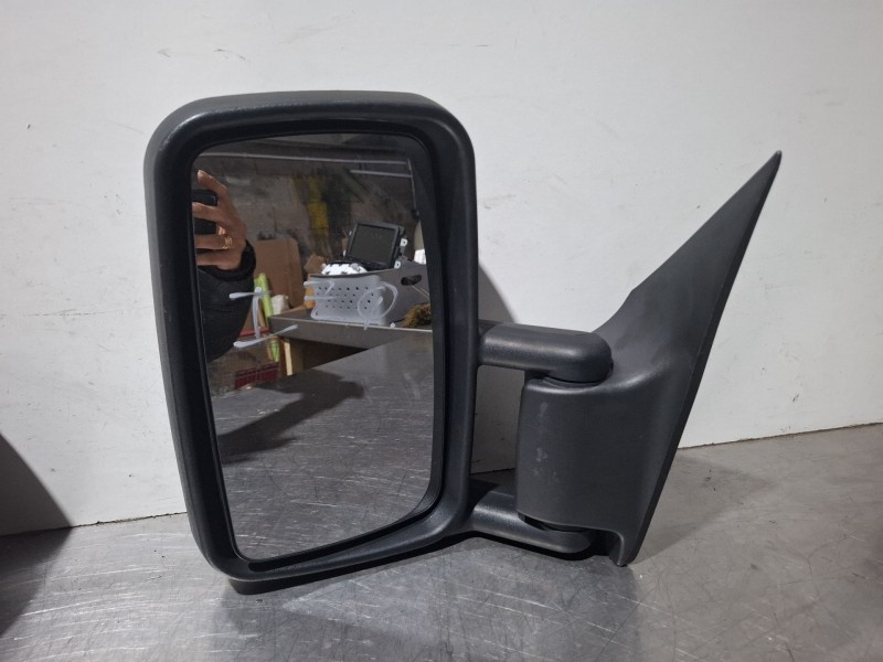 Recambio de espejo retrovisor izquierdo manual para volkswagen lt35 referencia OEM IAM E11015820  