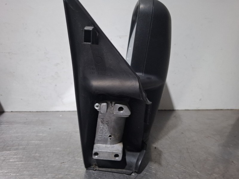 Recambio de espejo retrovisor izquierdo manual para volkswagen lt35 referencia OEM IAM E11015820  
