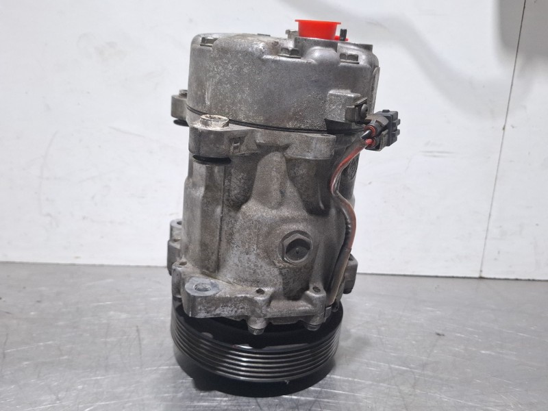 Recambio de compresor aire acondicionado para volkswagen lt35 referencia OEM IAM 7D0820805H / SD7V16  