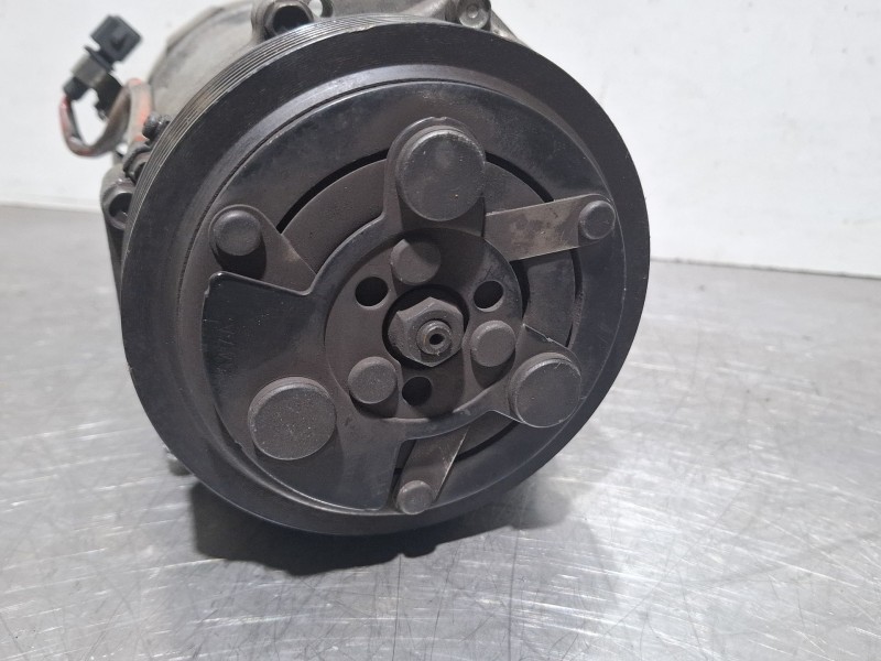 Recambio de compresor aire acondicionado para volkswagen lt35 referencia OEM IAM 7D0820805H / SD7V16  