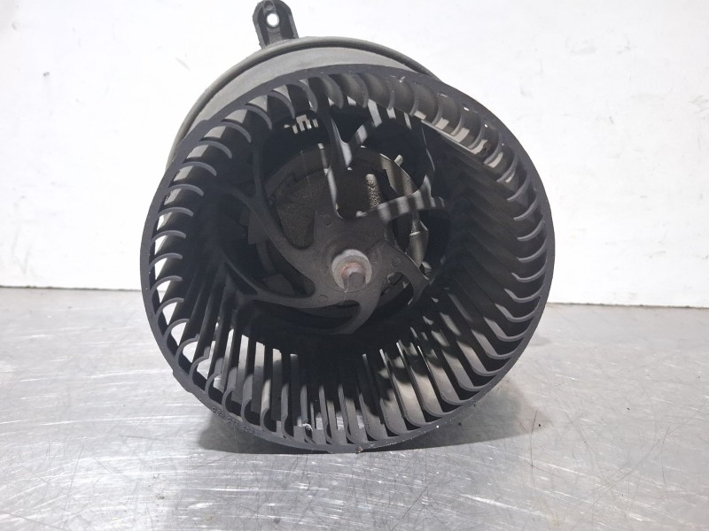 Recambio de ventilador calefaccion para volkswagen lt35 referencia OEM IAM 663329W  