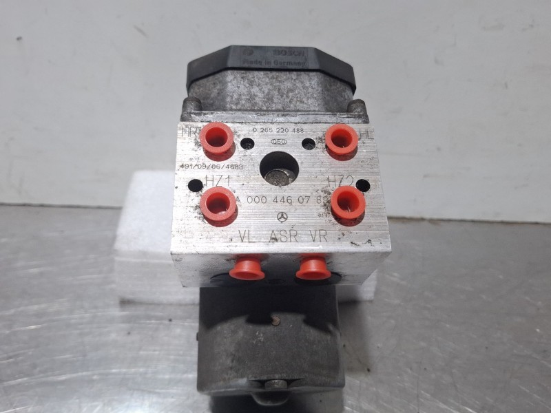 Recambio de modulo abs para volkswagen lt35 referencia OEM IAM 0265220488 / A0004460789 / 0273004311  